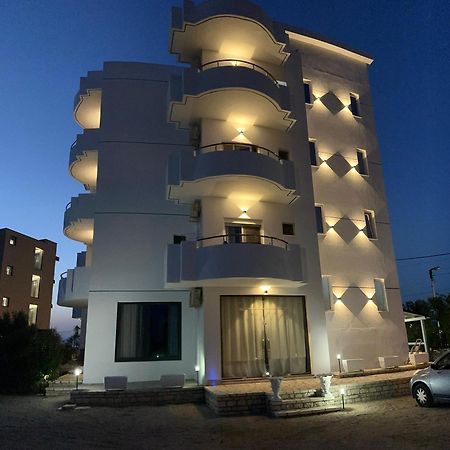 Hotel Belle Vue Ksamil Exteriér fotografie