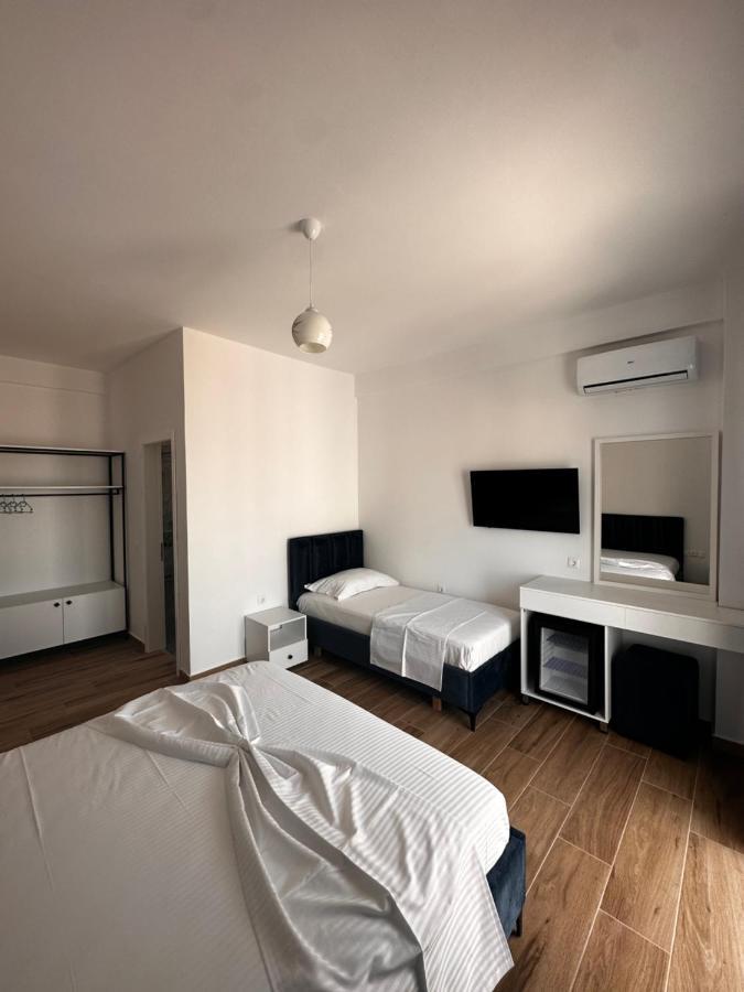Hotel Belle Vue Ksamil Exteriér fotografie